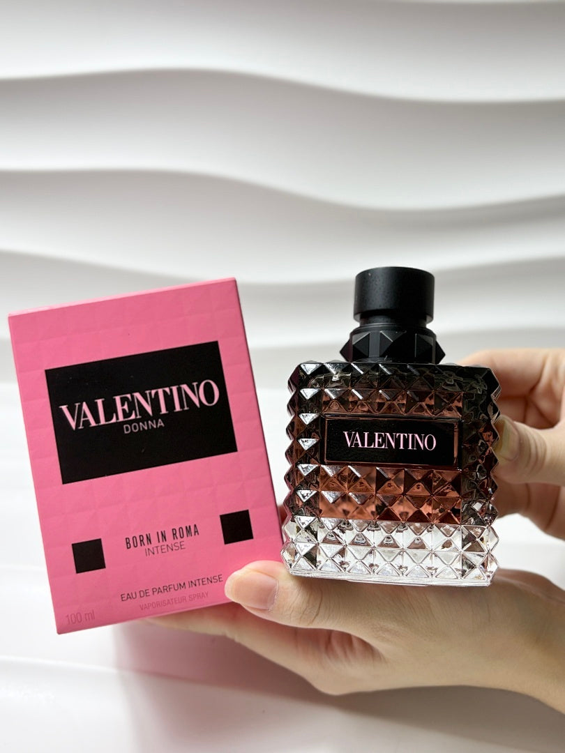 VALENTINO DONNA BORN IN ROMA INTENSE