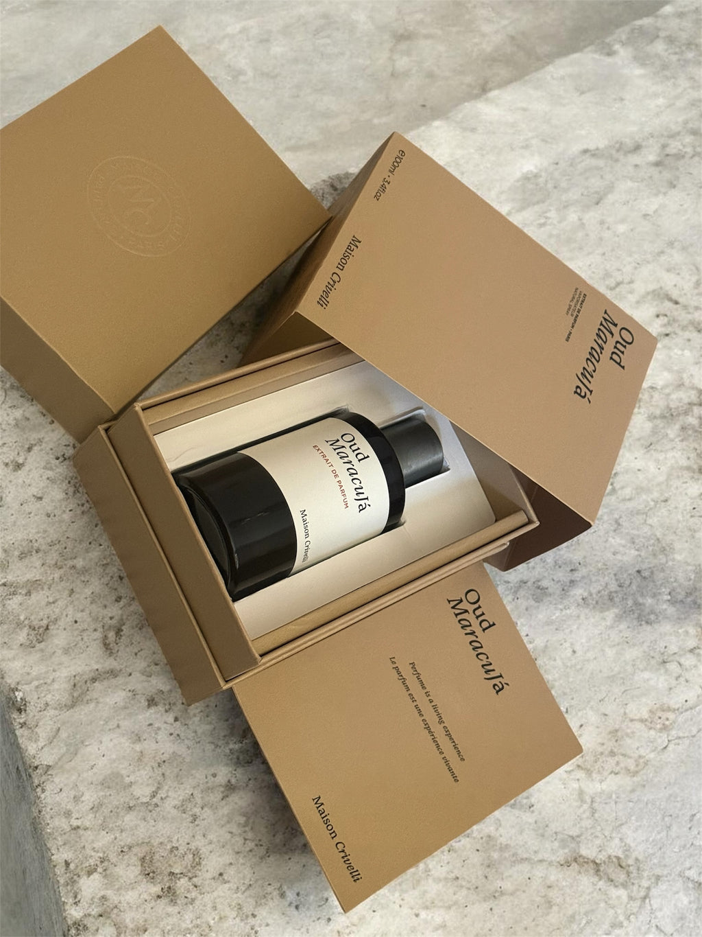Oud Maracujá – Extrait de Parfum